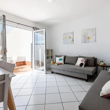 5c Oasis Beautiful Terrace And Pool Apartment