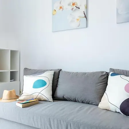 5c Oasis Beautiful Terrace And Pool Apartment *